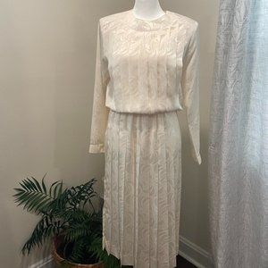 Vintage 80’s Cream Off White Long Sleeve Dress, Size 6